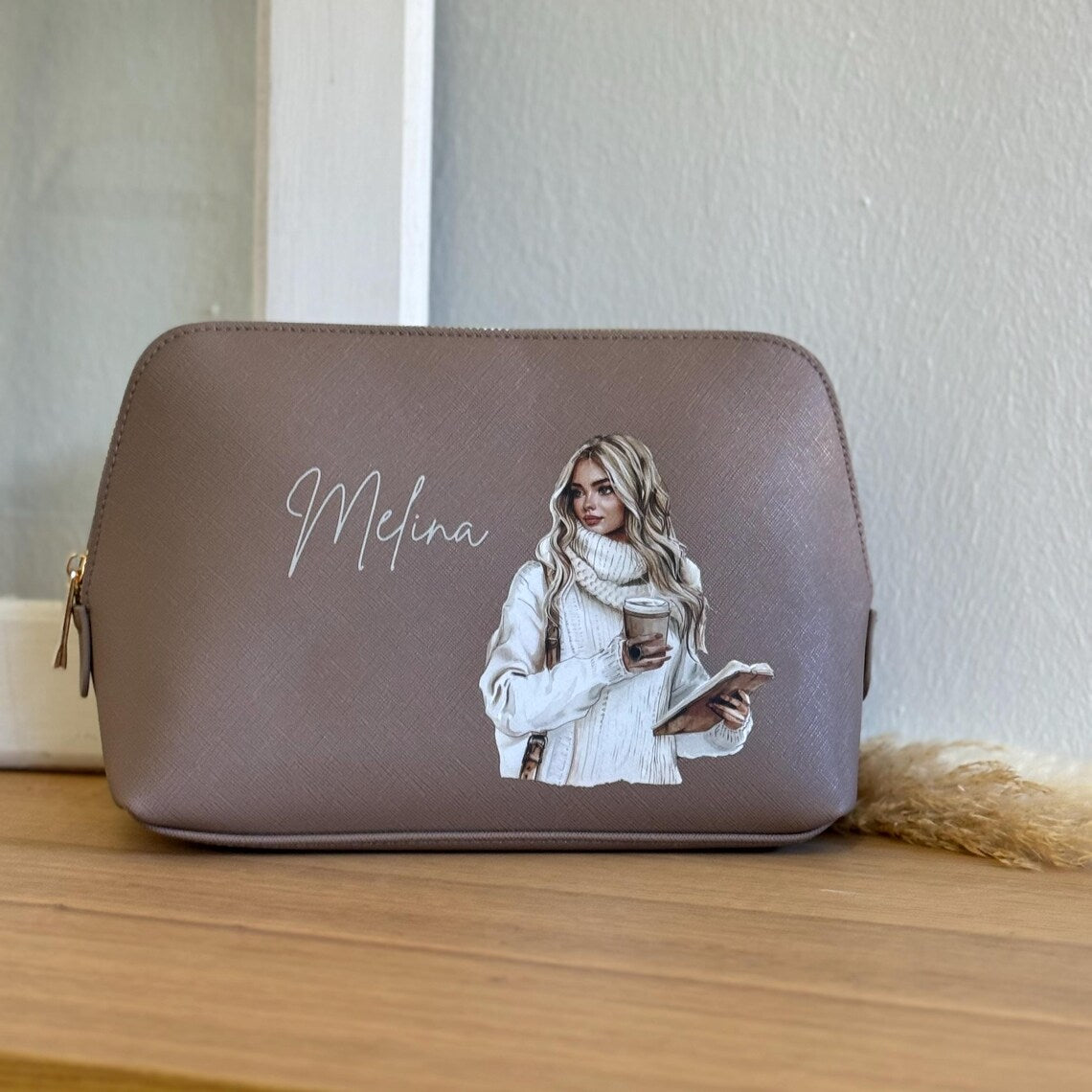 Kosmetiktasche mit tollem Frauenmotiv Personalisierung | Personalisierter Kosmetikbeutel | personalisierte Kulturtasche | Schminktasche Name
