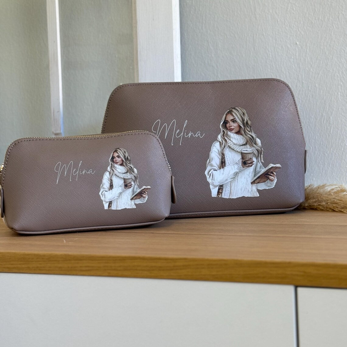 Kosmetiktasche mit tollem Frauenmotiv Personalisierung | Personalisierter Kosmetikbeutel | personalisierte Kulturtasche | Schminktasche Name