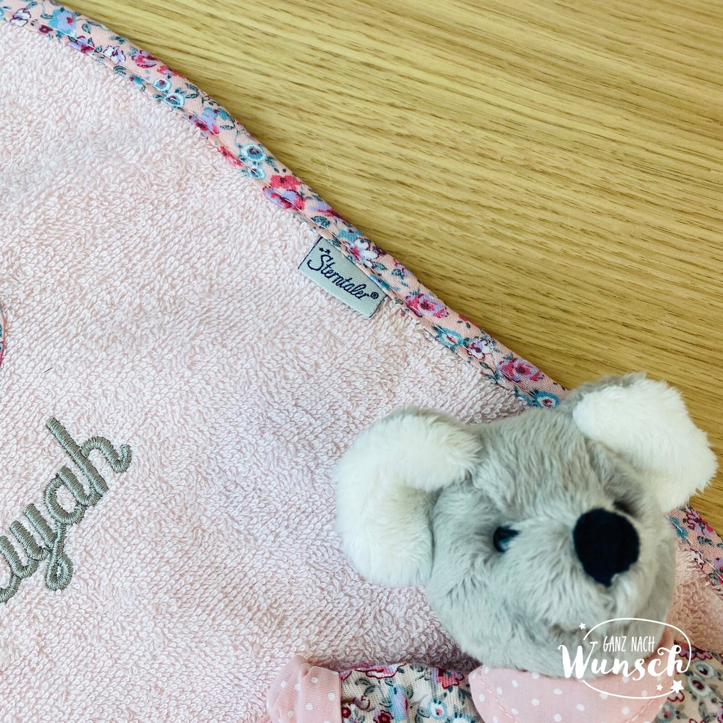Personalisiertes Lätzchen | mit Klettverschluss | Sterntaler | Baby Lätzchen mit Namen | Maus Marbel | Esel Emmi | Klettlätzchen | Baumwolle