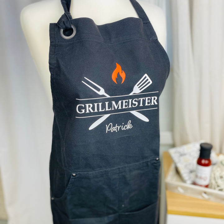 Grillschürze personalisiert – „Grillmeister“ mit Wunschname