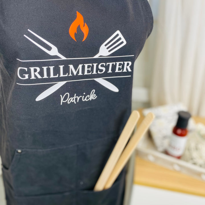Grillschürze personalisiert – „Grillmeister“ mit Wunschname