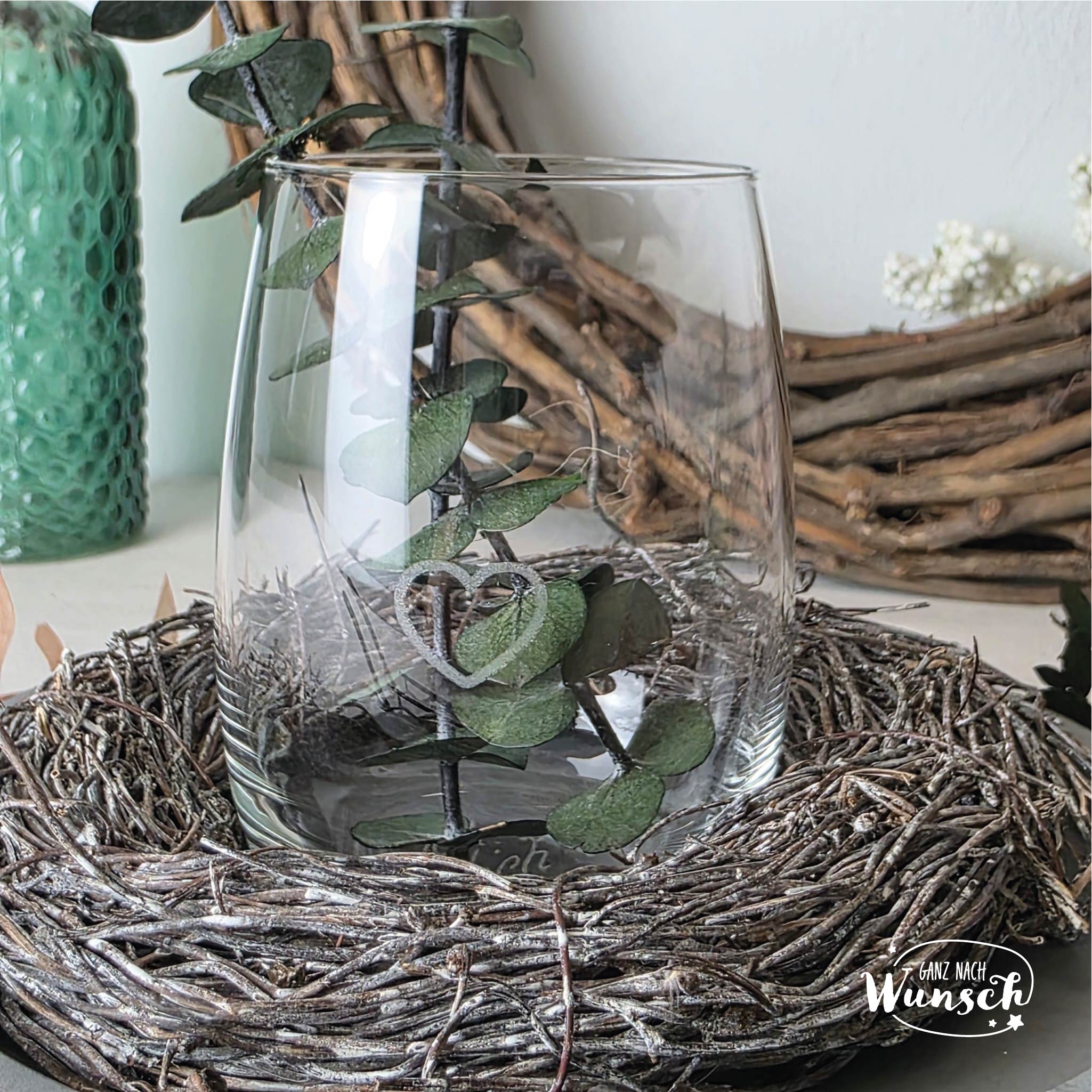 Graviertes Trinkglas mit Herz & Spruch im Boden – personalisierbar | Geschenk für jeden Anlass