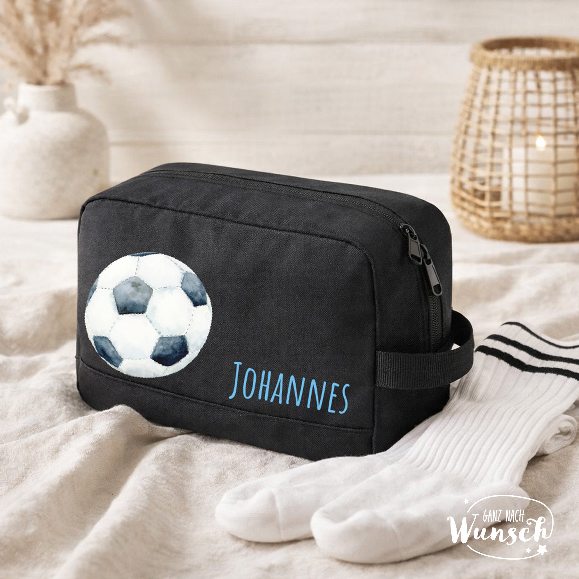 Kulturtasche für Kinder mit Fußball Motiv |Urlaubstasche | Kulturbeutel | Tasche | personalisiert | Kinderkulturtasche
