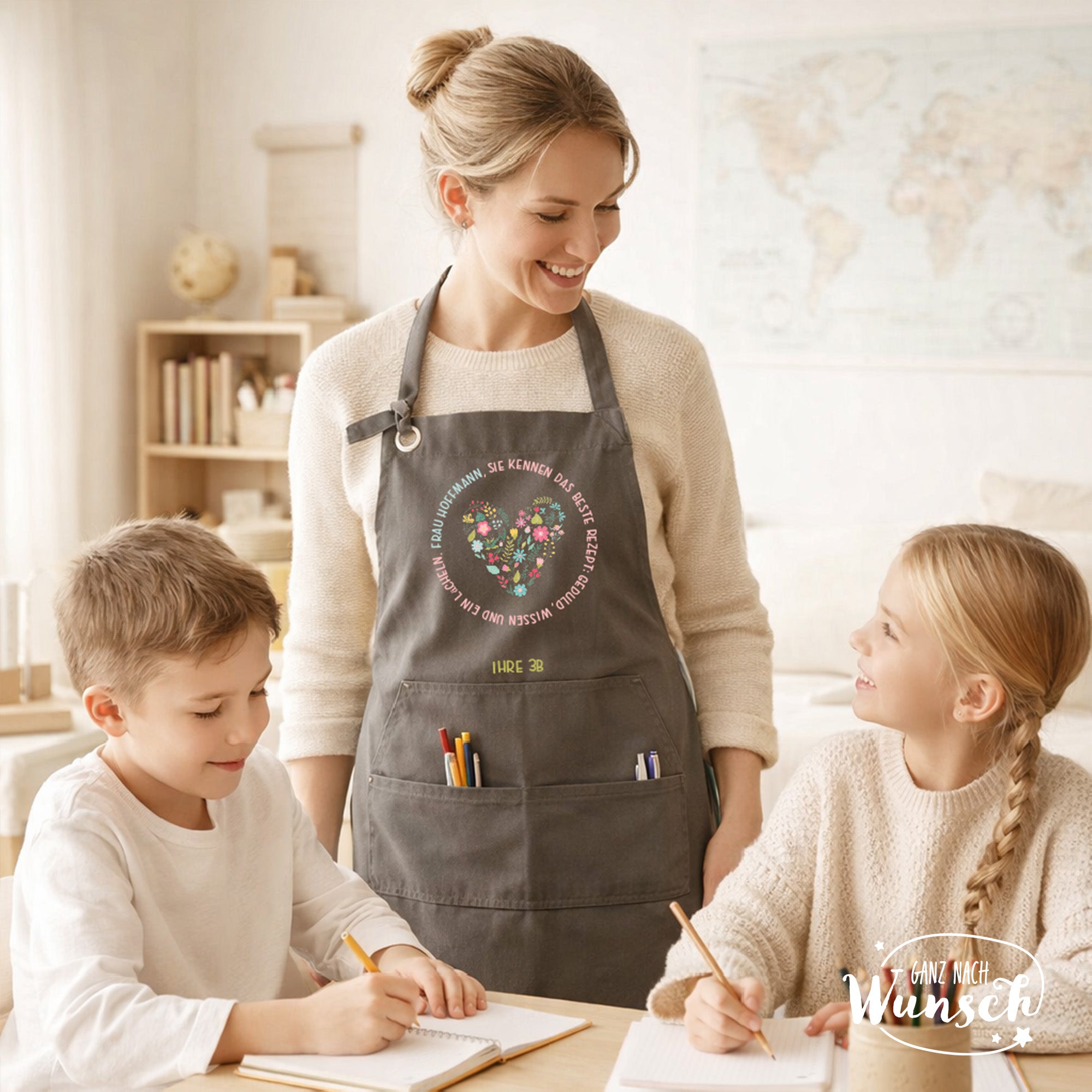 Schürze Lehrerin personalisiert | Abschiedsgeschenk Lehrer | Herz & Blumen DTF | Geschenk für Lehrerin Lehrer