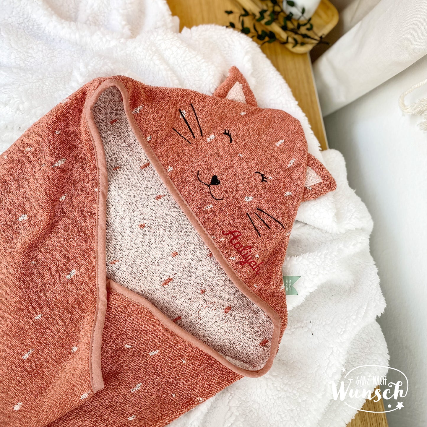 Baby - Trixie Hooded Towel - Besticktes Kapuzenhandtuch