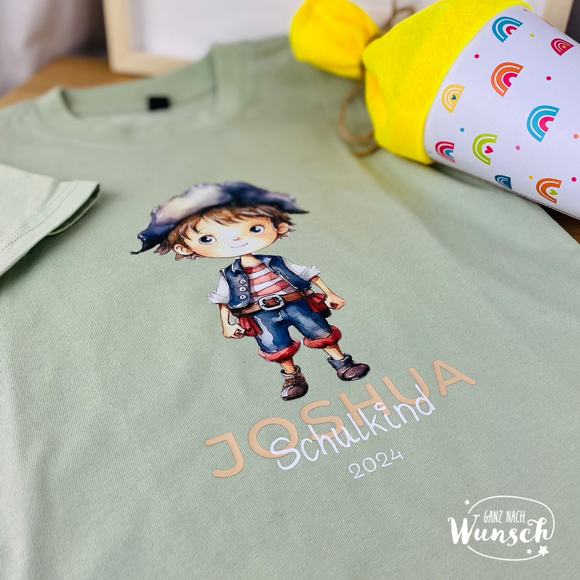 Personalisiertes Kinder-Shirt mit Piraten zur Einschulung | Geschenk zum Schulstart | Schulkind