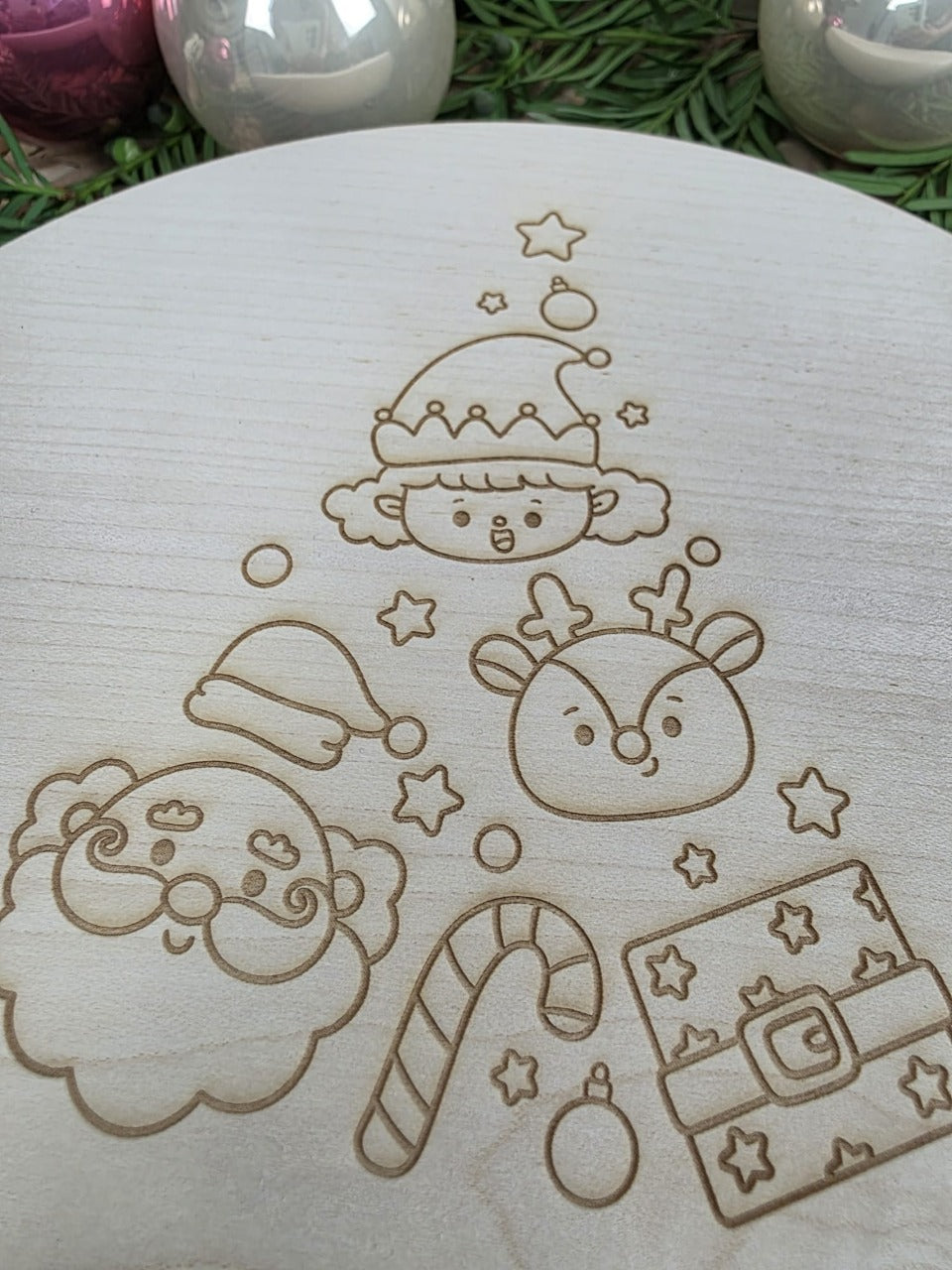 Frühstücksbrettchen | Tannenbaummotiv | Frühstücksbrett | Brettchen personalisiert | Weihnachtsgeschenk | Holzbrettchen | Brotzeitbrett
