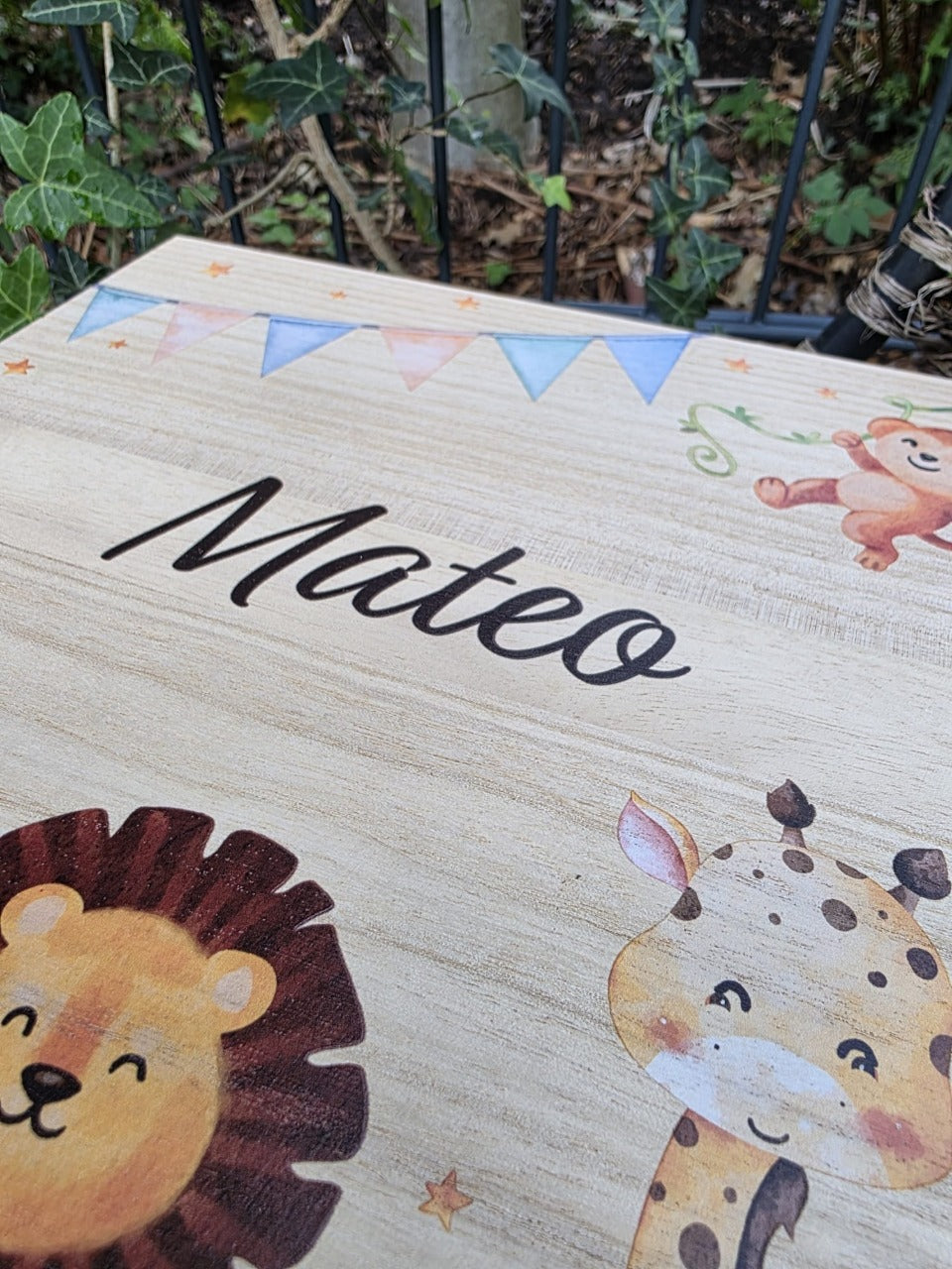 Personalisierte Erinnerungskiste mit Namen, z.B. zur Einschulung, Geburtstag, Geburt, Erinnerungsbox, persönliche Geschenkbox