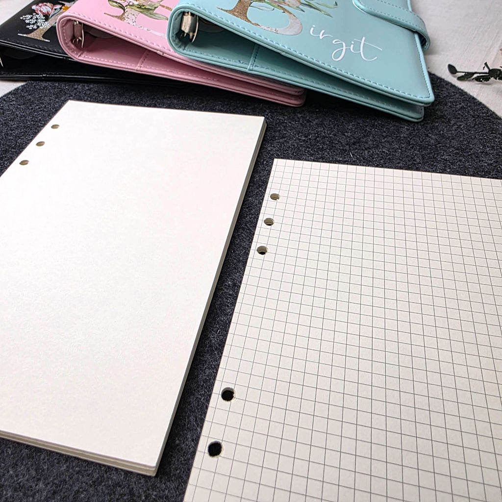 Personalisierter Planer mit floralem Initial – DIN A5 & A6 | 3 Farben | Blanko oder Kariert