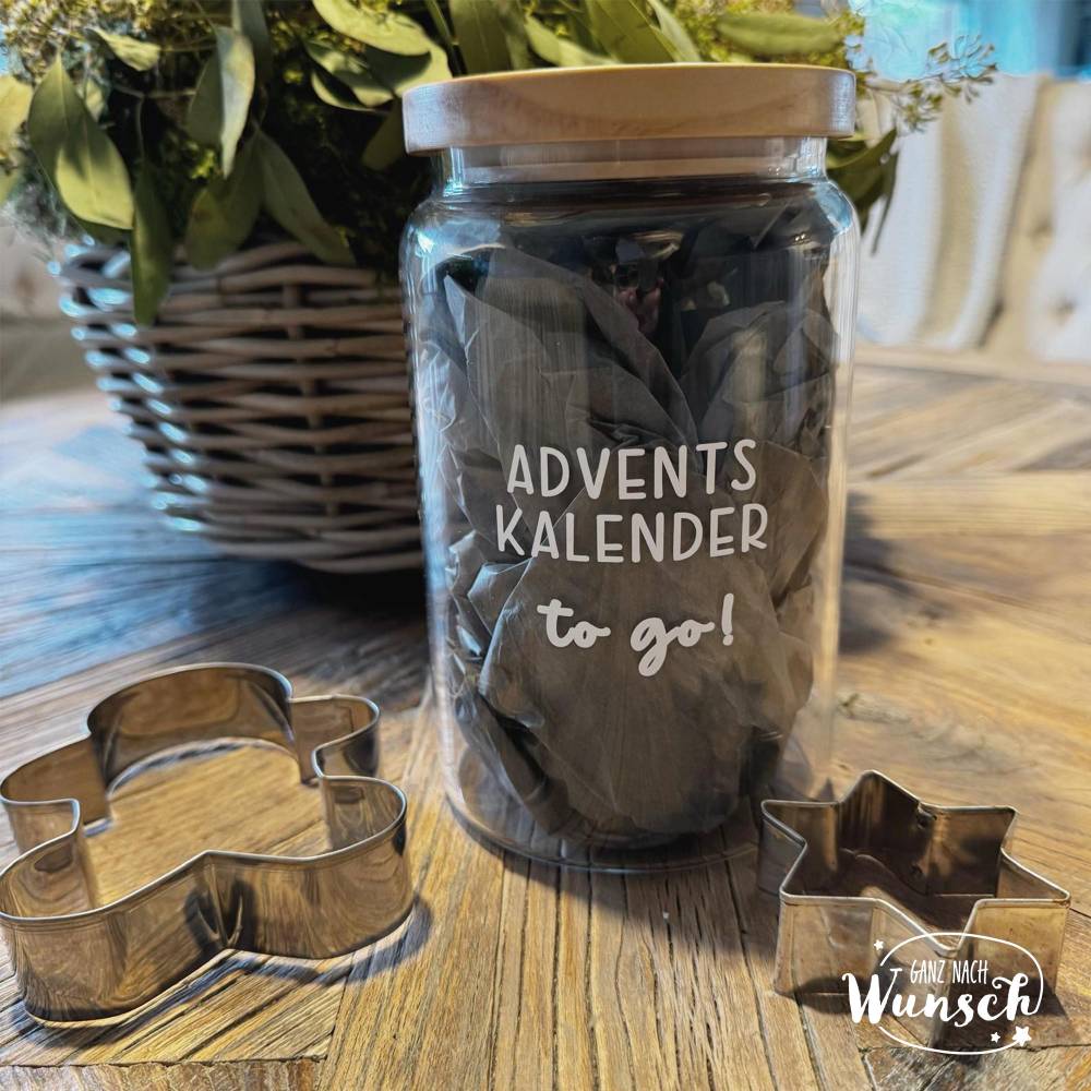 Adventskalender to go Glas mit Holzdeckel und Namen zum Befüllen