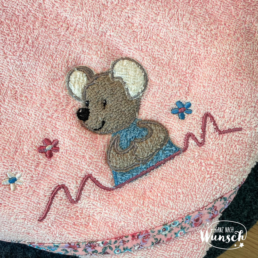 Rosa Baby-Kapuzenhandtuch – Ansicht 2