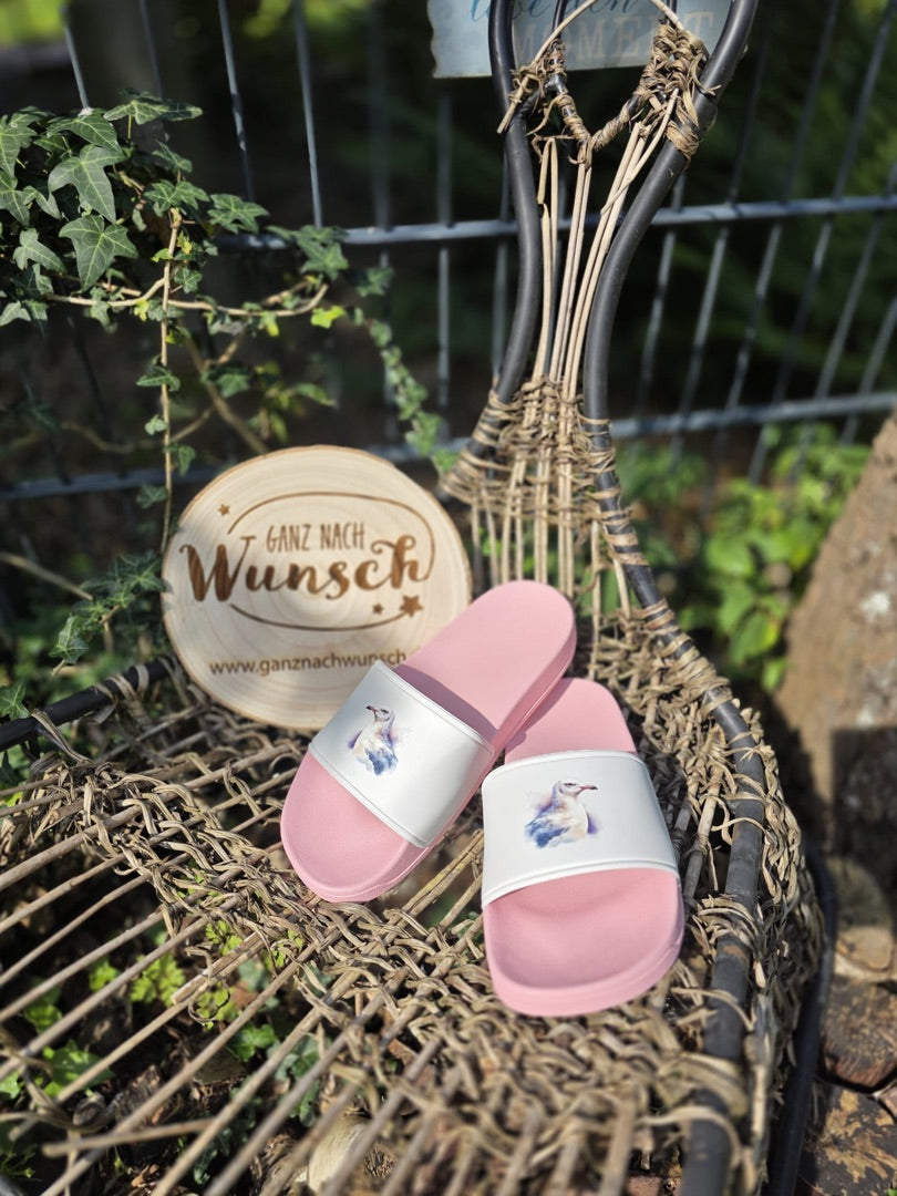 Badeschuhe „Möwentraum“ - perfekt für Urlaub, Strand, Schwimmbad, Sauna, Badelatschen, FlipFlops, Adiletten, Slipper mit Möwenmotiv
