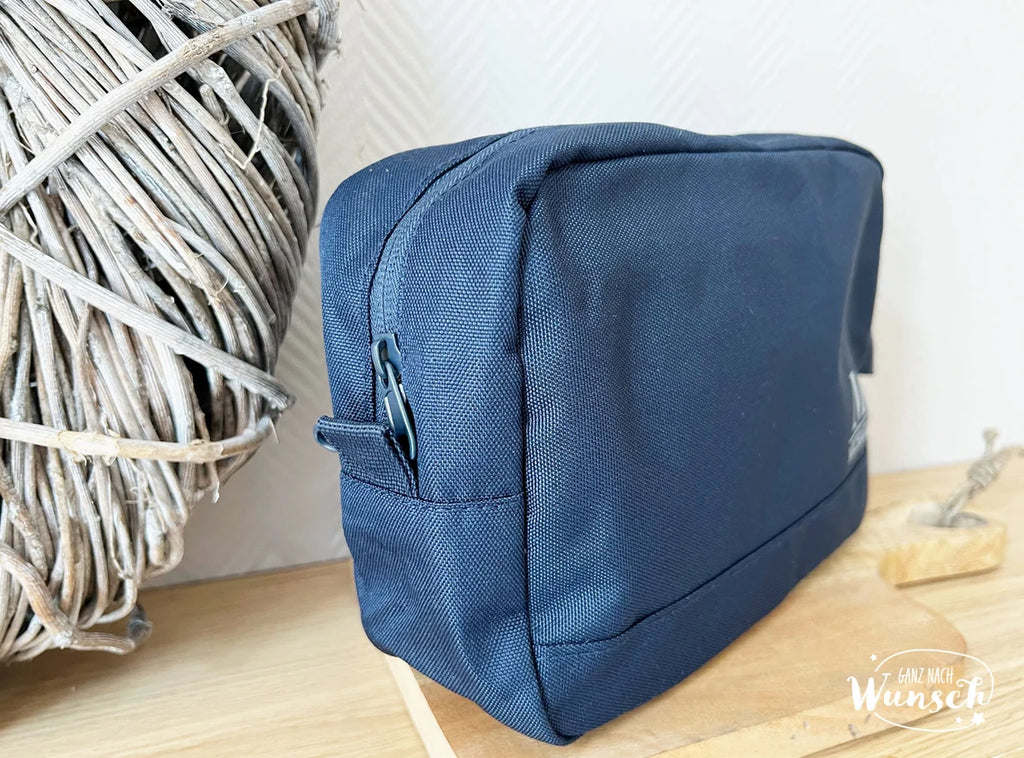 Recycled | Kulturtasche | Kulturbeutel | Personalisierte Kulturtasche | Geschenk zum Geburtstag | Vatertag | Dad | Wah Bag | Waschtasche