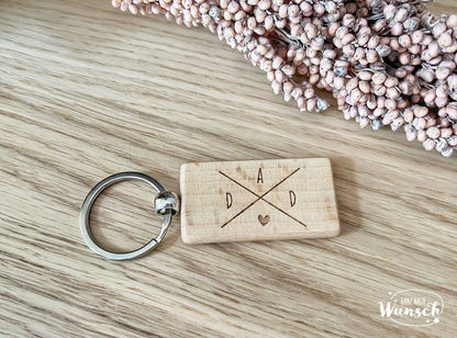 Schlüsselanhänger mit Gravur | personalisiert | Dad | Schlüsselanhänger Holz | Geschenk zum Vatertag | Papa | Geschenk zum Geburtstag