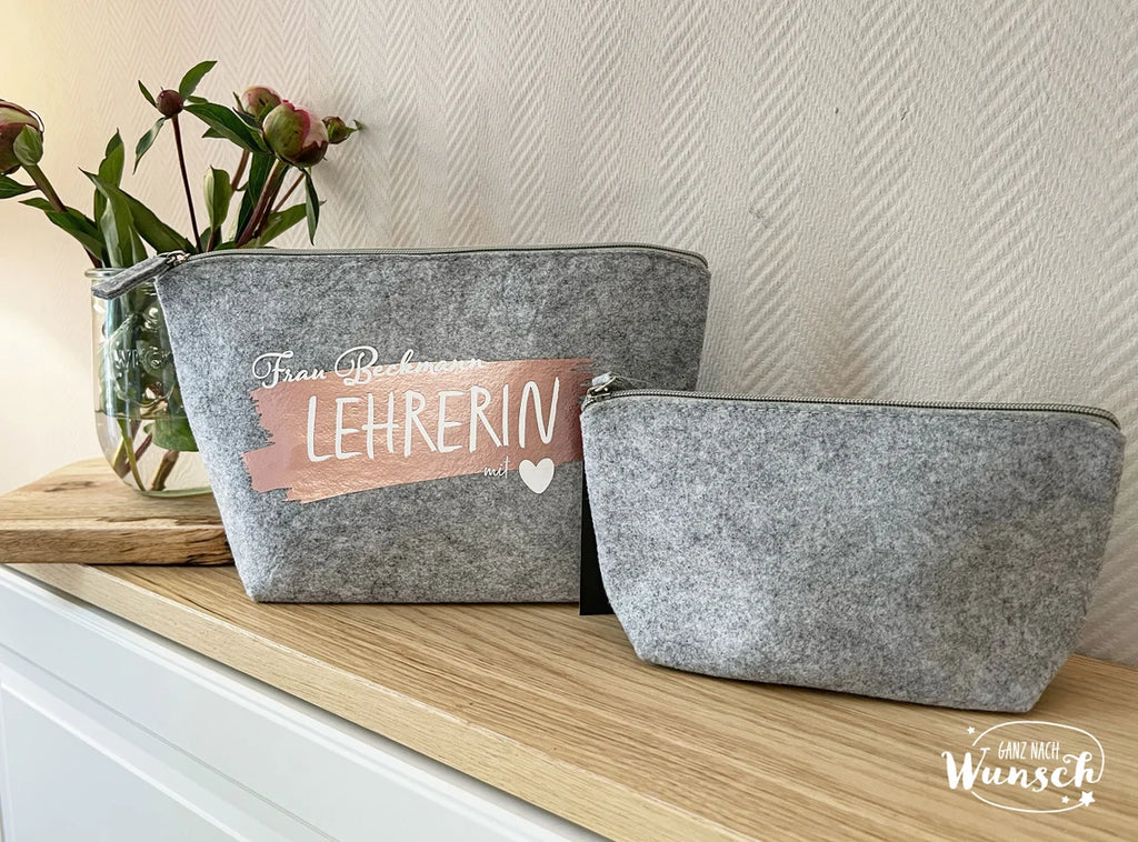 Zum Abschied - Lehrerin mit Herz - Bedruckte Filztasche