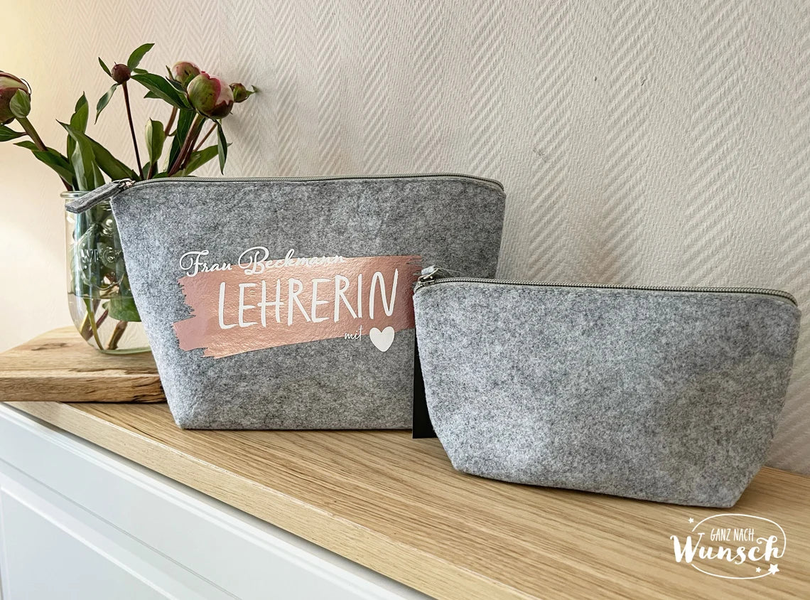 Zum Abschied - Lehrerin mit Herz - Bedruckte Filztasche