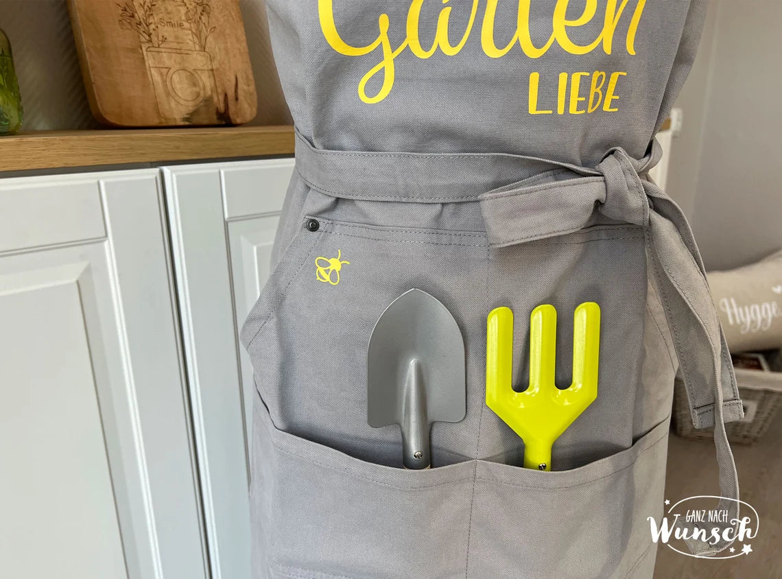 Schürze | personalisierte Schürze | Gartenschürze | Garten | Gartenliebe | Schutzkleidung | Grillschürze | Latzschürze