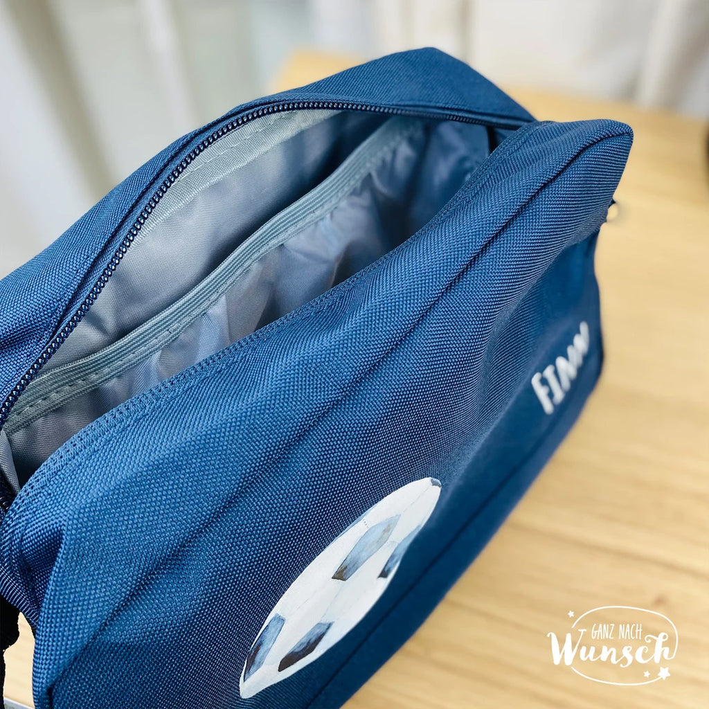 Kulturbeutel personalisiert mit Totenkopf und Namen | Kulturtasche | Waschtasche | Geschenk für Mann | Kosmetiktasche | Männergeschenk |