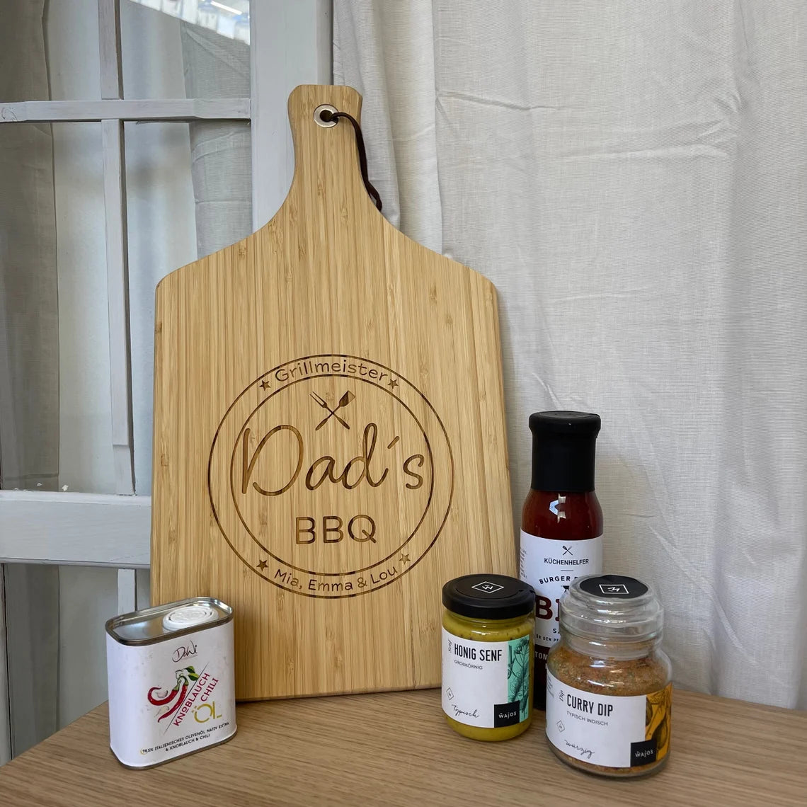 Schneidebrett mit Gravur | Brotbrett | Holzbrett | Geschenk zum Vatertag | Papa | Opa | Servierbrett | BBQ | Weihnachtsgeschenk Papa