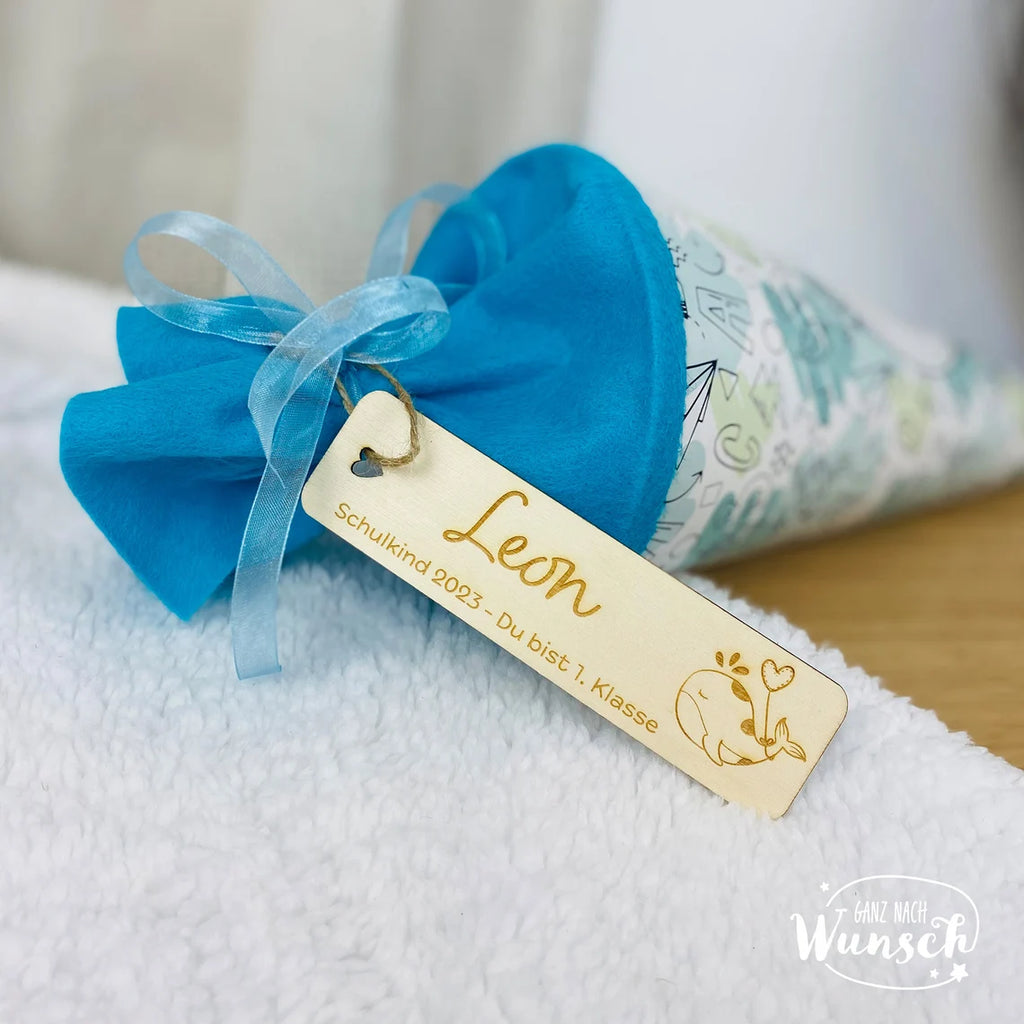 Lesezeichen | Anhänger für Schultüte | Holzanhänger klein | Einschulung | Geschenk erste Klasse | personalisiert | mit Gravur