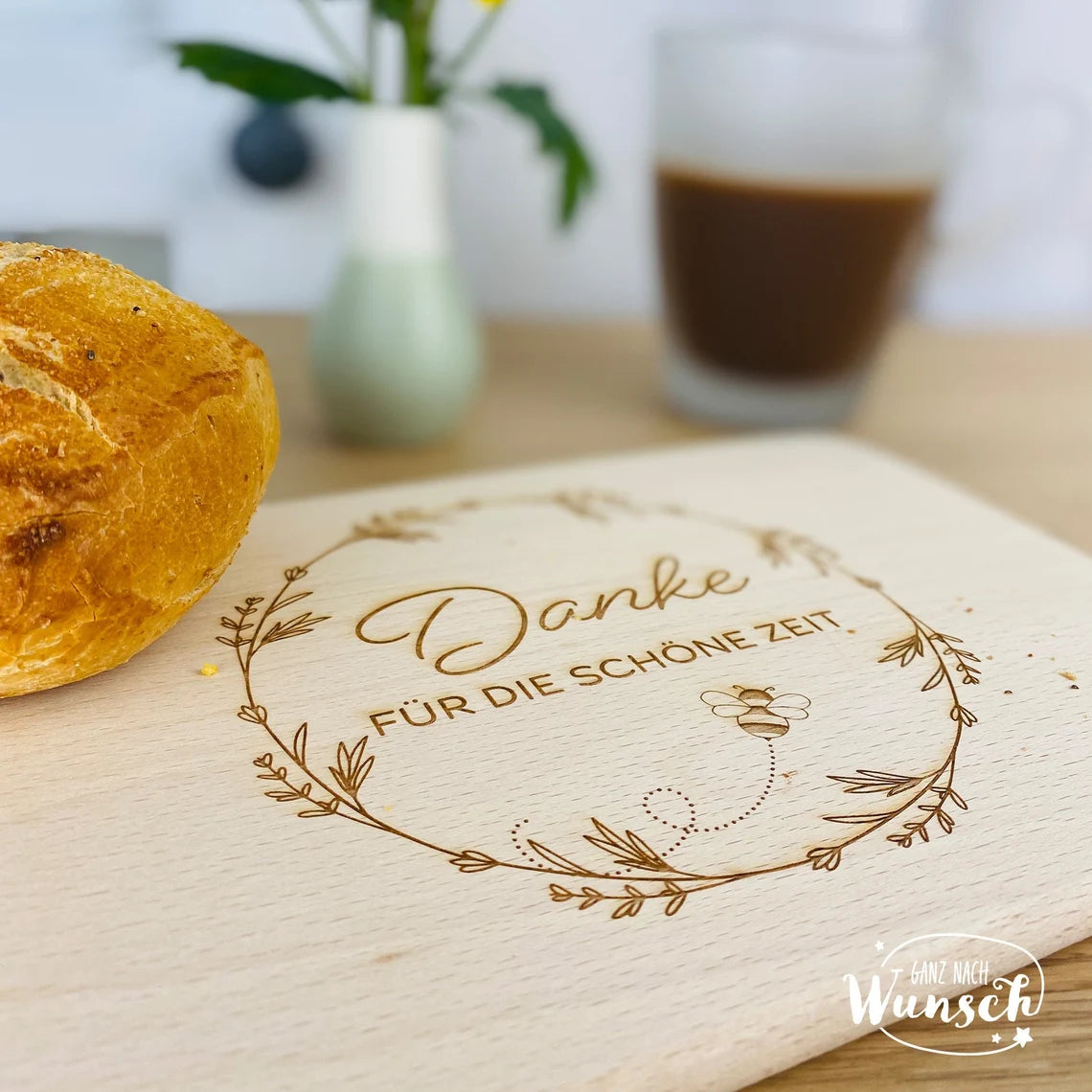 Frühstücksbrettchen Holz | Danke | Holzbrett | Geschenkidee | Geburtstagsgeschenk | Brettchen | Frühstücksbrett | Biene
