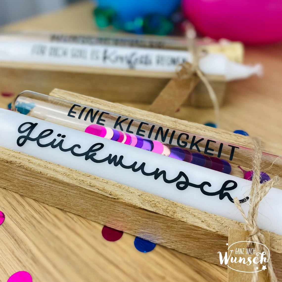 Geld Geschenkverpackung Kerze und Reagenzglas gefüllt mit Konfetti zum Geburtstag