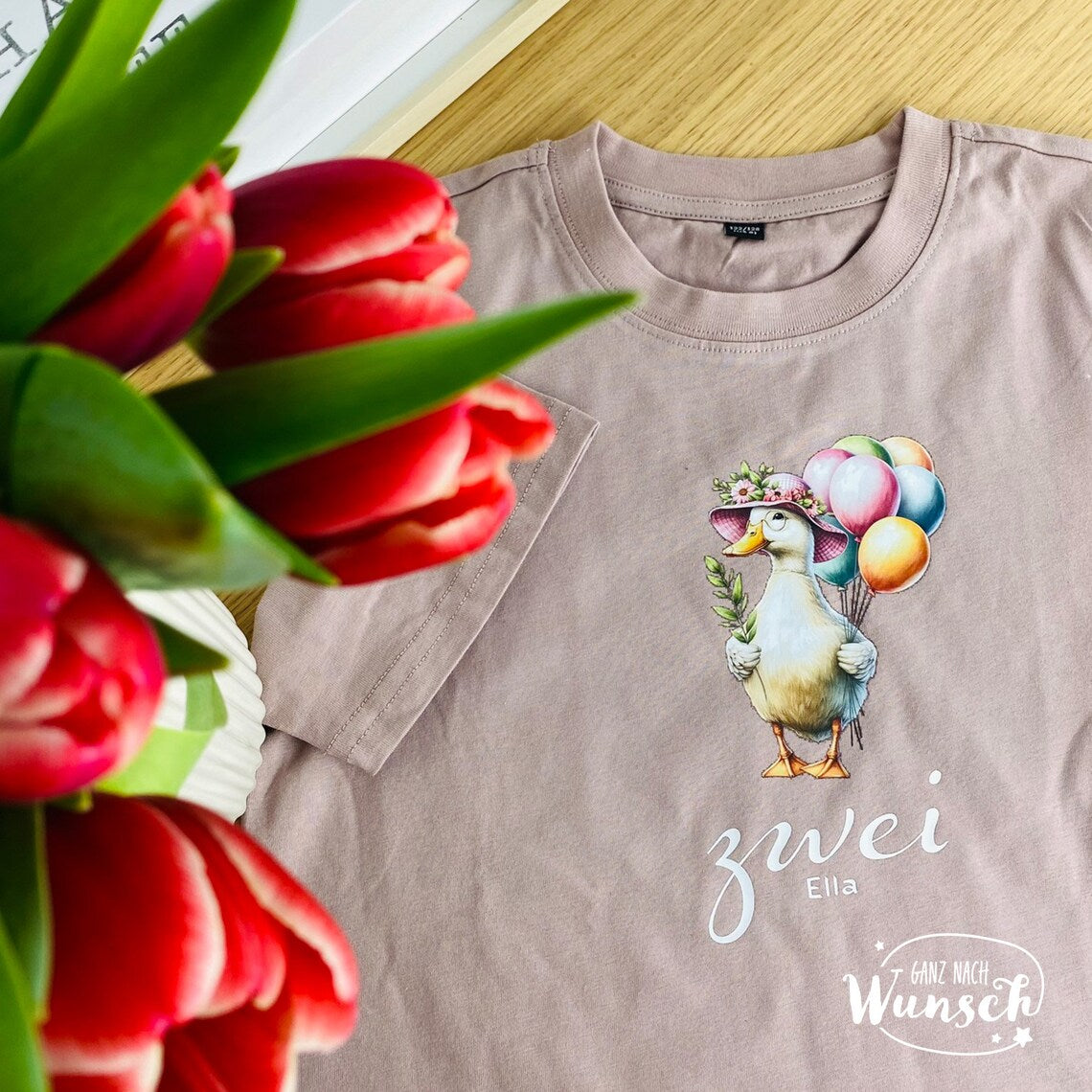 Personalisiertes Kinder-Shirt mit niedlichen Tieren, Name und Alter