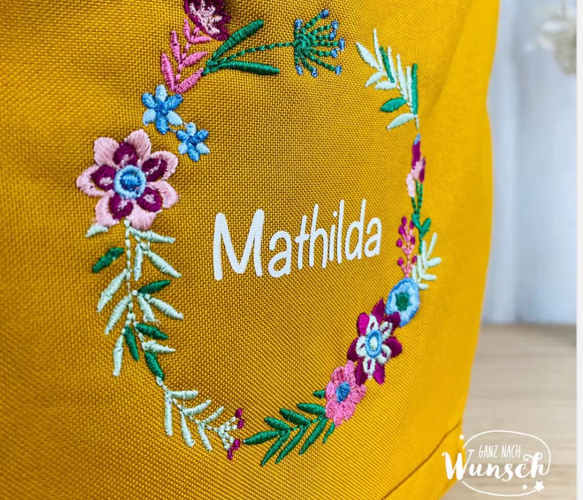 Rucksack personalisiert mit Stick und Namen, Kinder | Schule, Kindergarten | Rolltop Schulrucksack | Einschulung | Outdoor | Geschenk Mama |