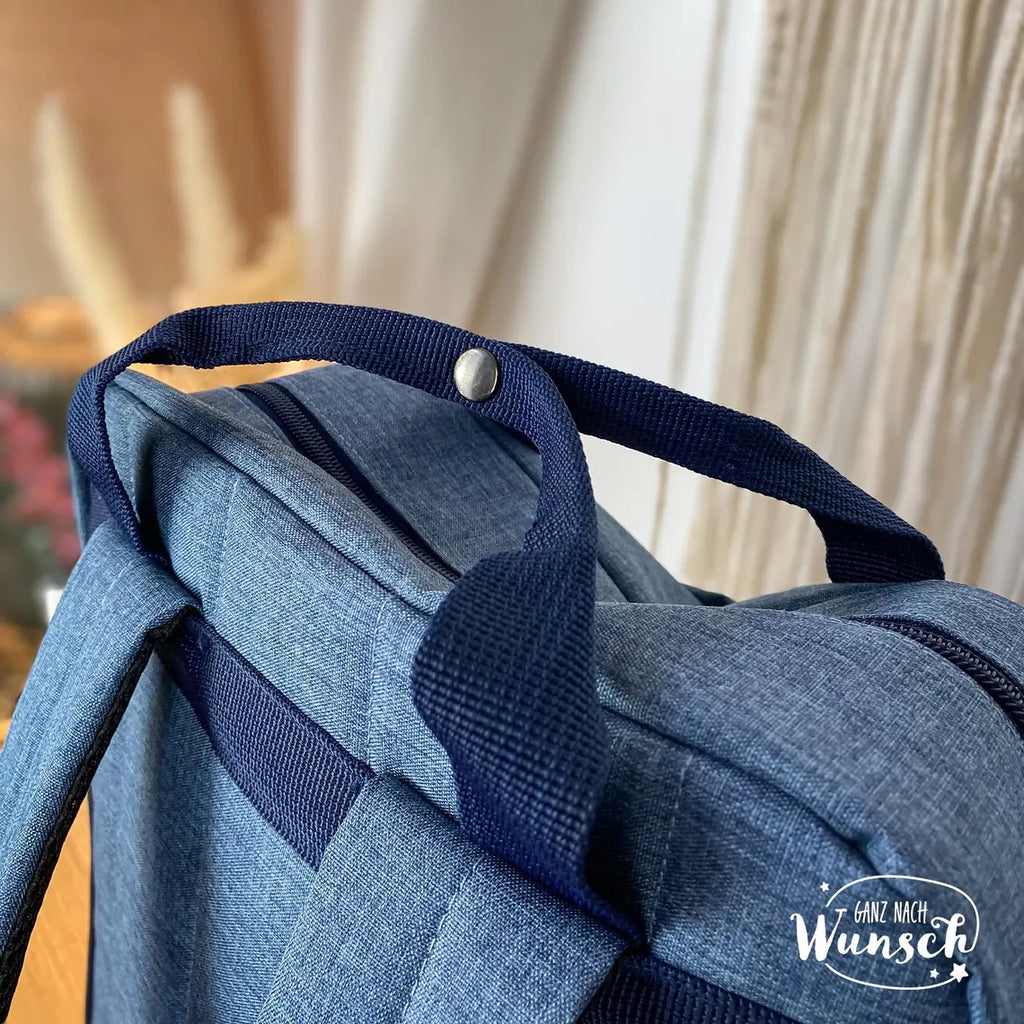 Personalisierter Reisenthel Rucksack mit Blumenkranz, Initialen, Buchstabe, Geschenk für Mama, Freundin, Geschenk zum Muttertag, Geburtstag