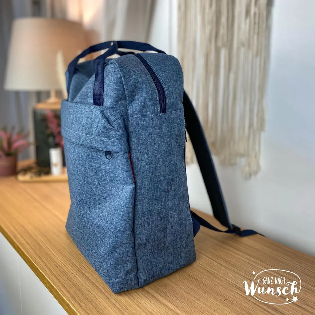 Personalisierter Reisenthel Rucksack mit Blumenkranz, Initialen, Buchstabe, Geschenk für Mama, Freundin, Geschenk zum Muttertag, Geburtstag