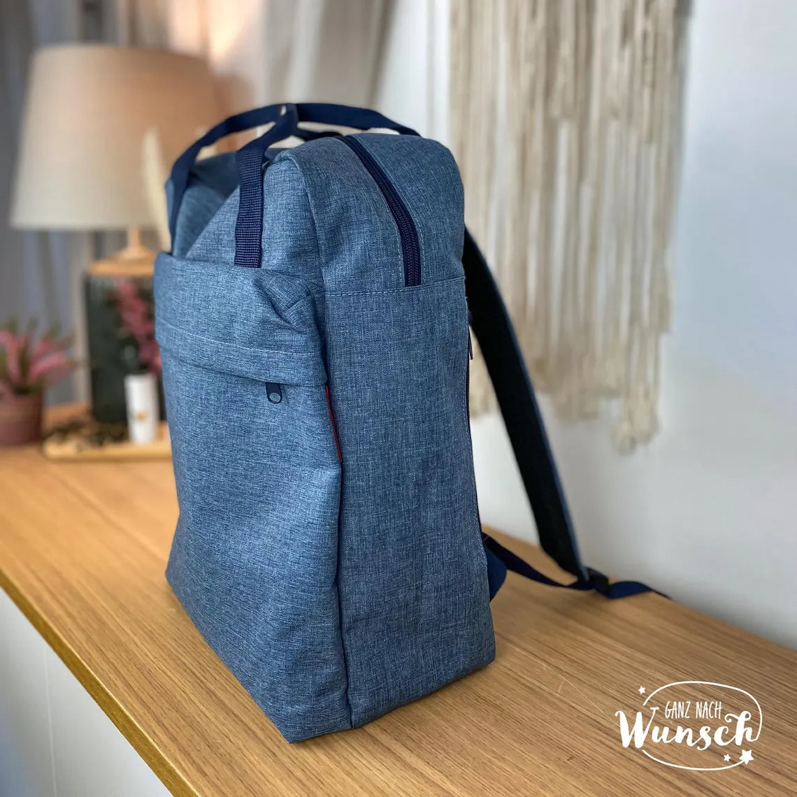 Personalisierter Reisenthel Rucksack mit Blumenkranz, Initialen, Buchstabe, Geschenk für Mama, Freundin, Geschenk zum Muttertag, Geburtstag