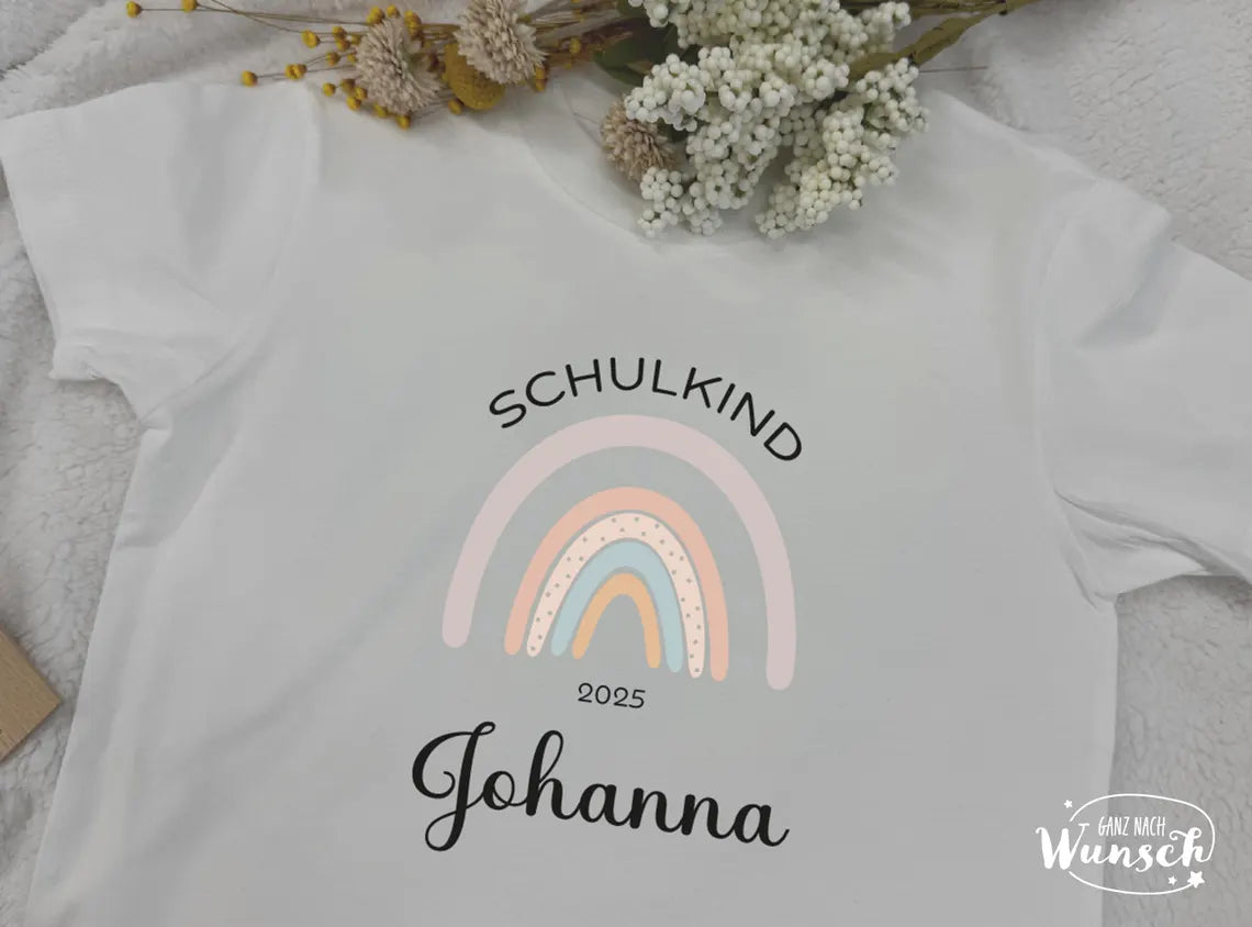 Kids Shirt - Schulkind+Regenbogen | Leoprint | Einschulung Geschenk | Erste Klasse | 100% Baumwolle | Personalisierbar | Schulkind | Leo