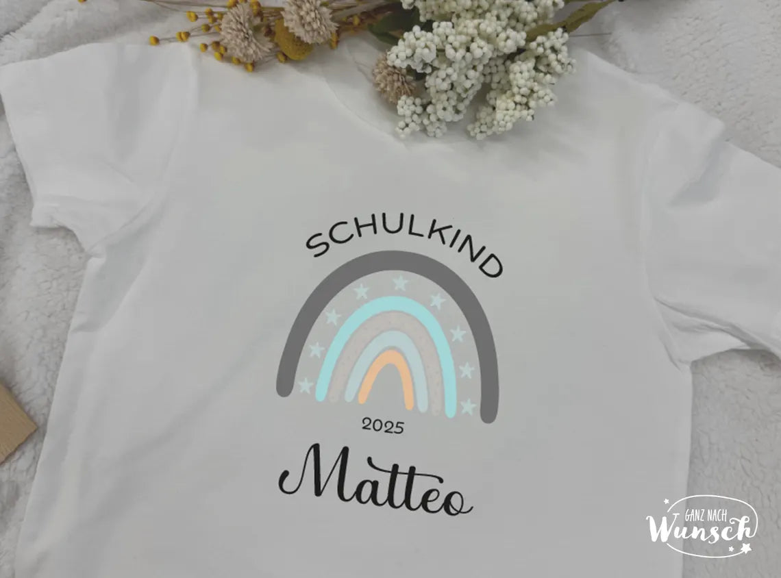 Kids Shirt - Schulkind+Regenbogen | Leoprint | Einschulung Geschenk | Erste Klasse | 100% Baumwolle | Personalisierbar | Schulkind | Leo