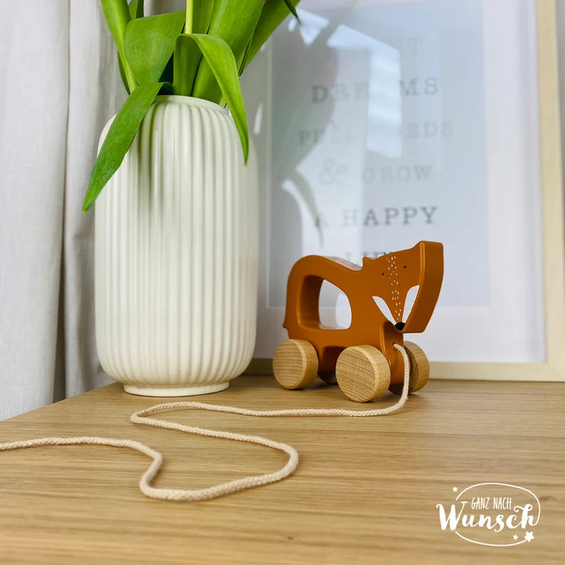 Trixie Holzspielzeug mit Namen Personalisiertes Spielzeug Geschenk zur Geburt Taufe Babyparty Geburtstag Kindergarten Patengeschenk