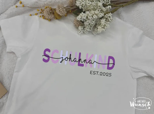 Kids Shirt - Schulkind | Name | Einschulung Geschenk | Erste Klasse | 100% Baumwolle | Personalisierbar | Schulkind | Lila | Blau