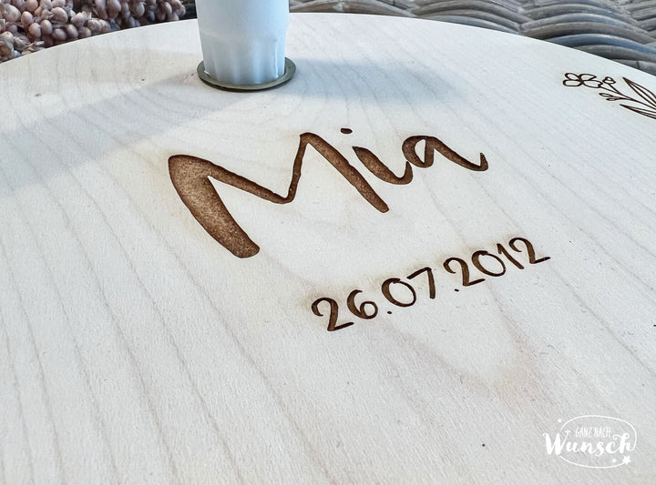 Geburtstags-Holzscheibe mit Name und Datum