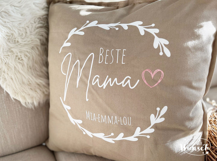 Kissenhülle mit Familienbegriff und Namen
