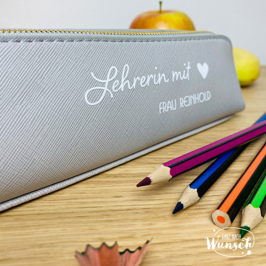 Federmappe im Saffiano-Look – personalisiert