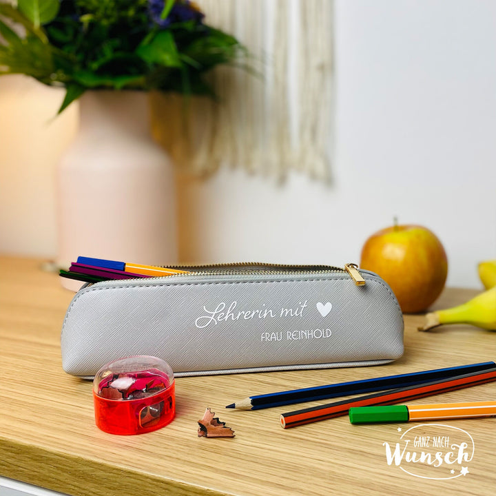 Federmappe im Saffiano-Look – personalisiert