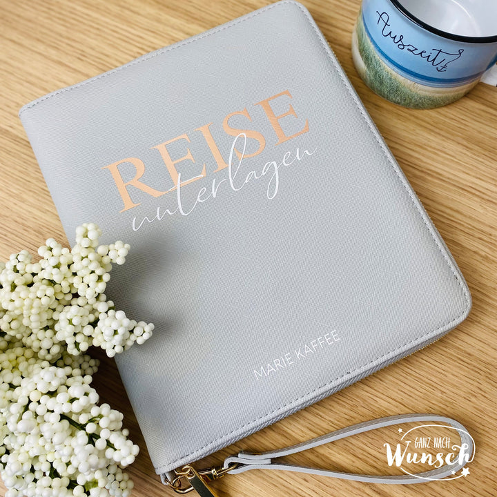 Reiseorganizer für Familien und Reisedokumente