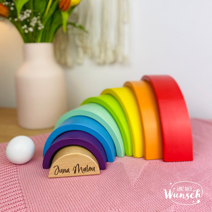 Holzregenbogen zur Taufe mit Namensgravur