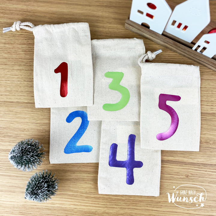 Adventskalender mit 24 Stoffsäckchen zum Befüllen – Bild 5