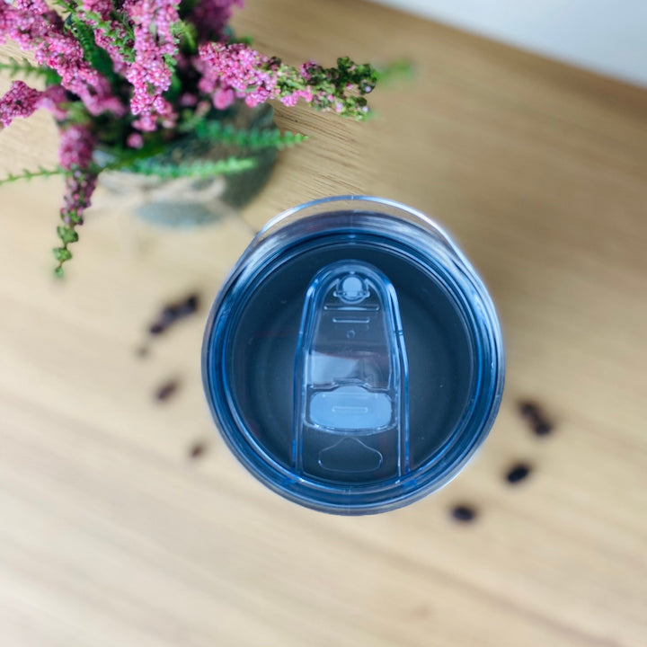 To-go-Kaffeebecher mit Deckel und Namensgravur