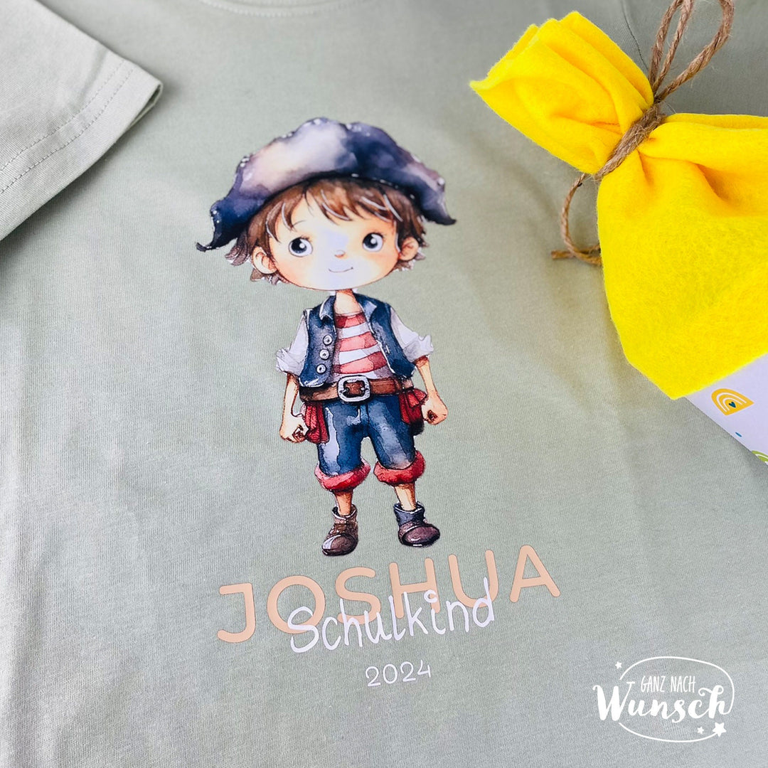 Personalisiertes Kinder-Shirt mit Piraten zur Einschulung