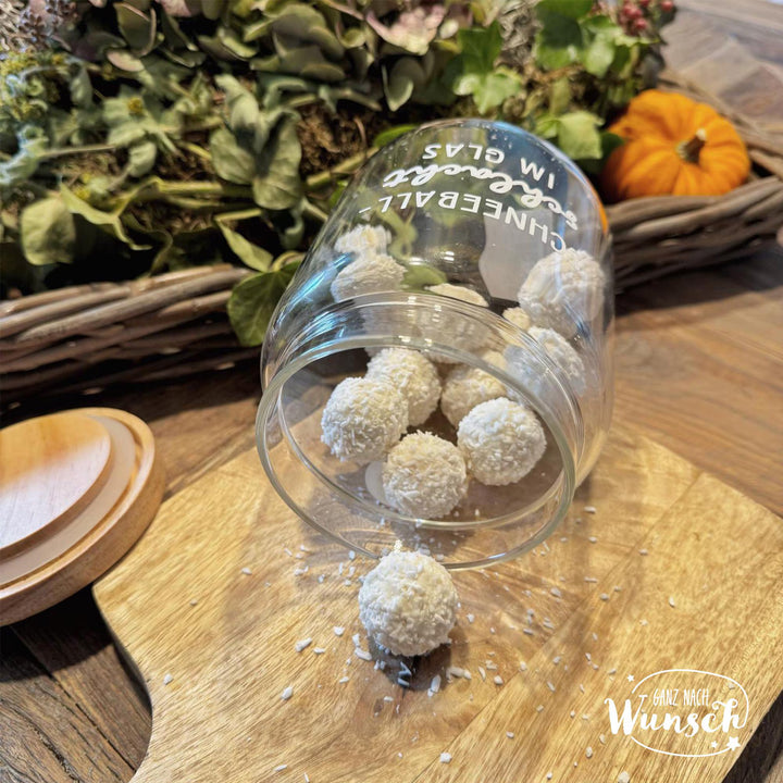 Schneeballschlacht im Glas – Geschenkglas mit Namen und Holzdeckel