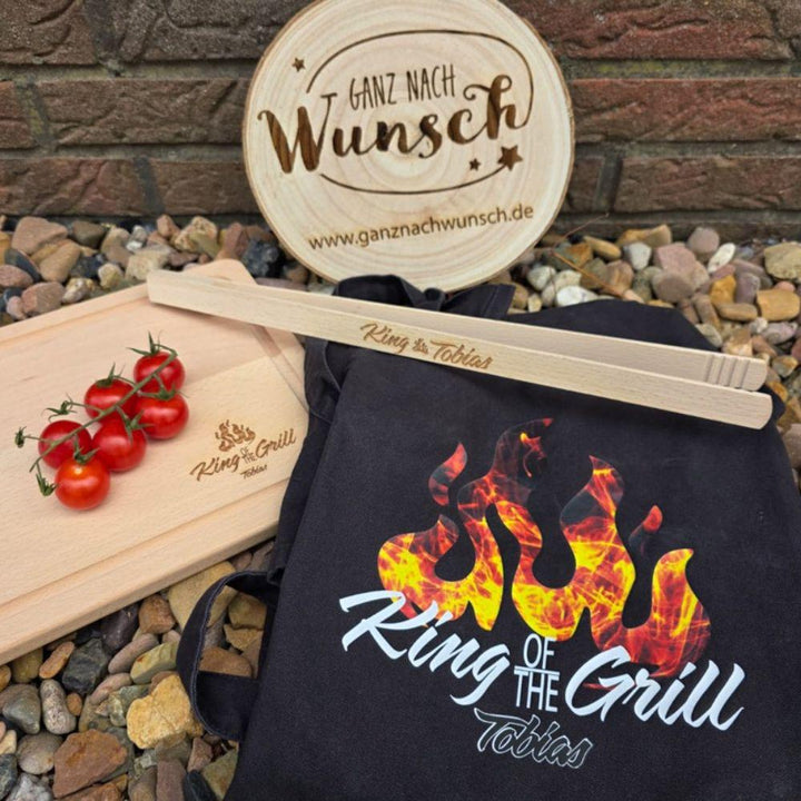 Grillset „King of the Grill“ mit Schürze, Brett und Zange