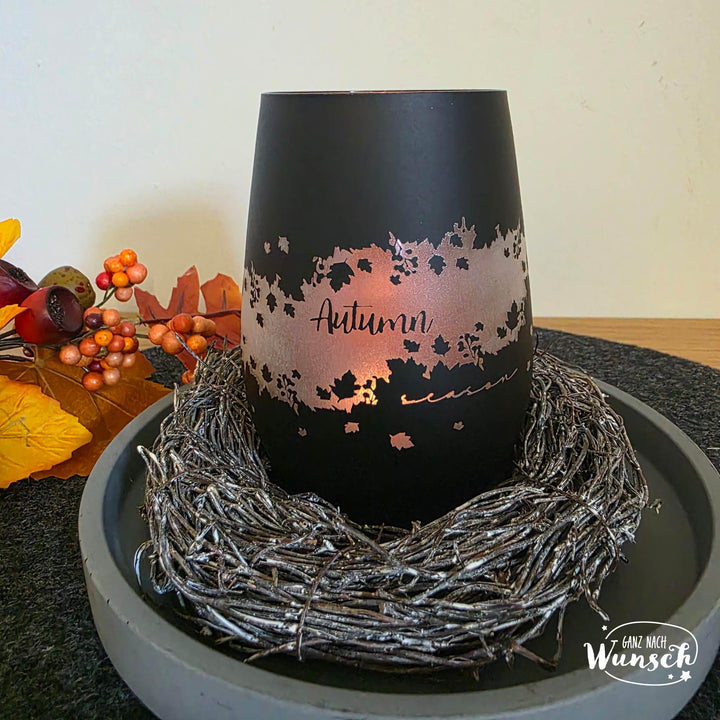 Windlicht „Autumn“ – Kristallglas mit Blätter-Motiv Gravur