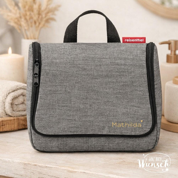 Reisenthel toiletbag mit Namen und Herz