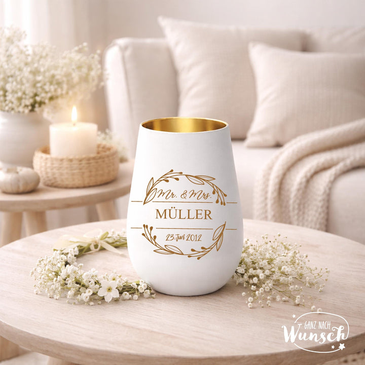 Windlicht „Mr &amp; Mrs“ mit Blumenkranz-Gravur