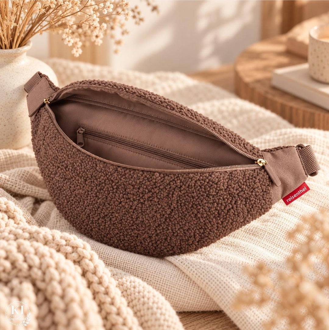 Reisenthel City Beltbag „Teddy Chocolate“ mit Namensstick – Bild 4